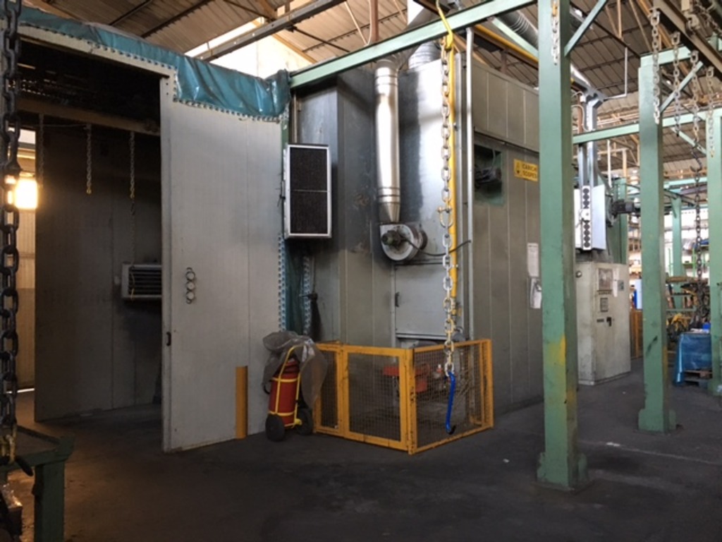 Impianto per verniciatura a liquido BOSS usato in vendita - foto 2