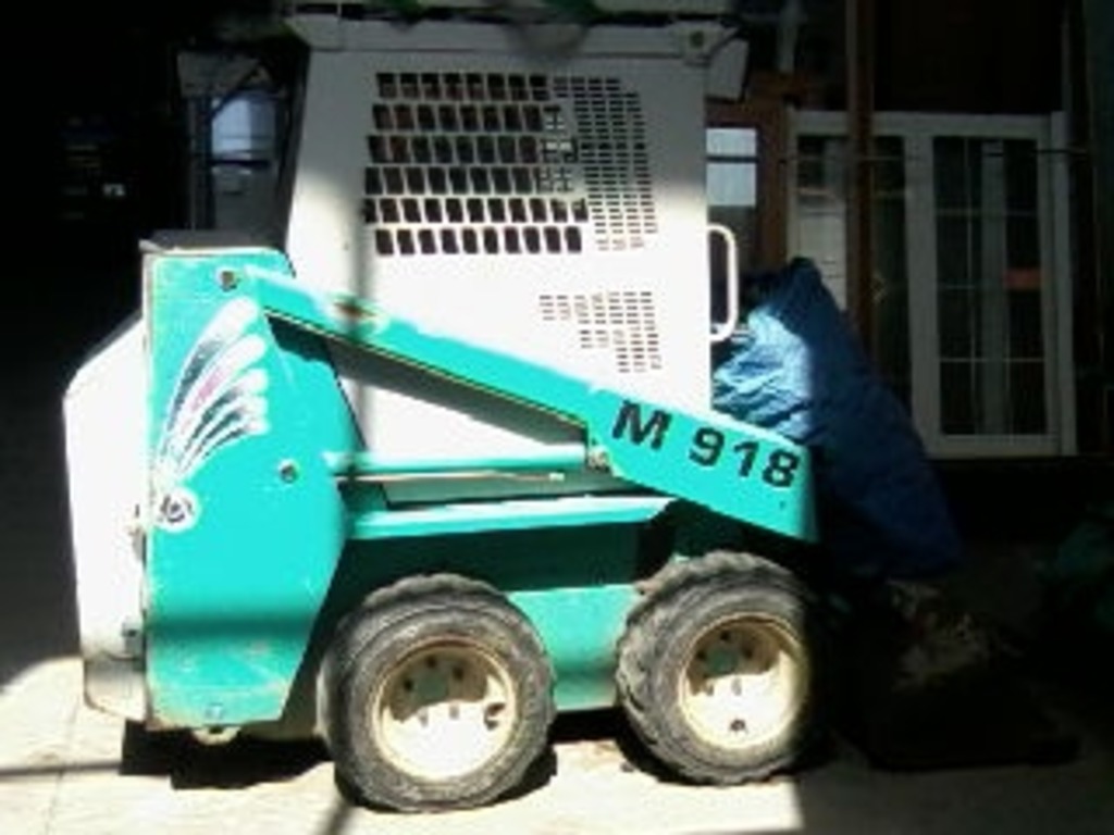 MINIESCAVATORE (BOB CAT) in vendita - foto 1