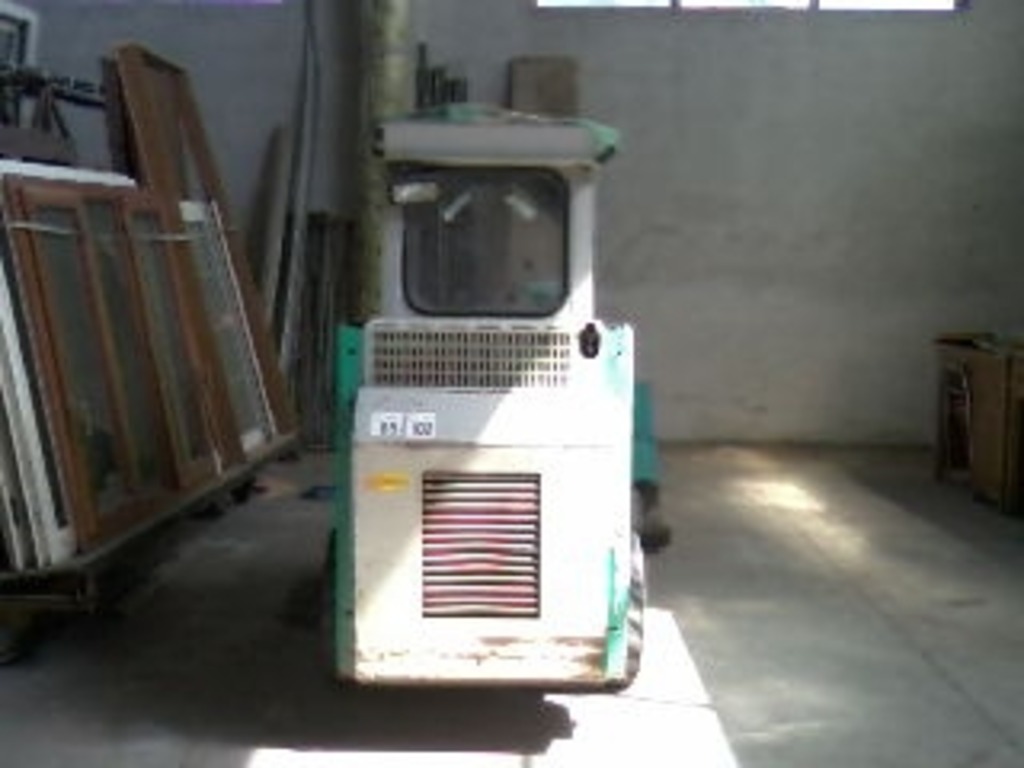 MINIESCAVATORE (BOB CAT) in vendita - foto 2